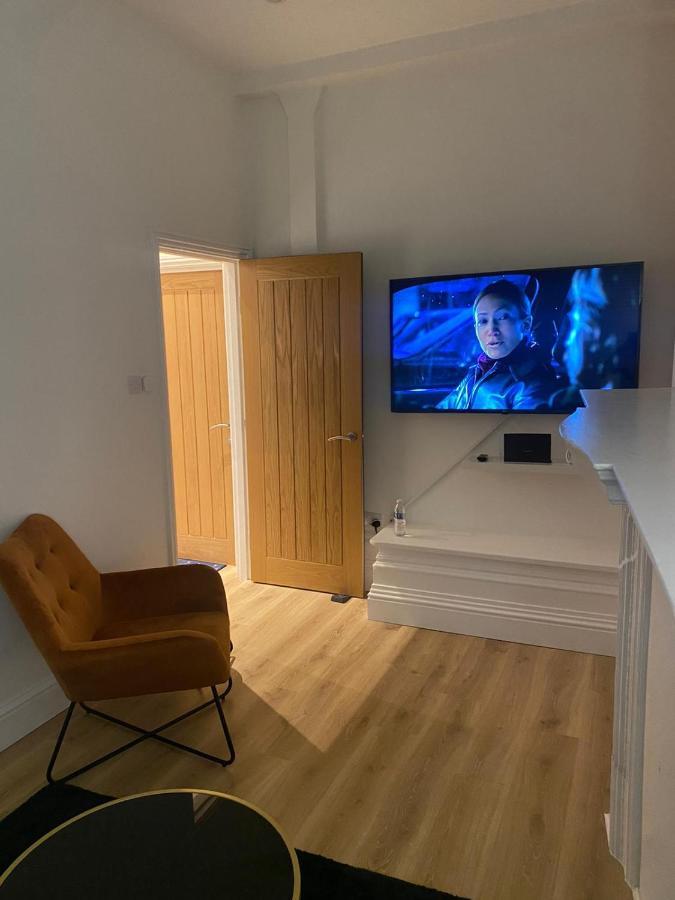 I&J Suites Londres Extérieur photo